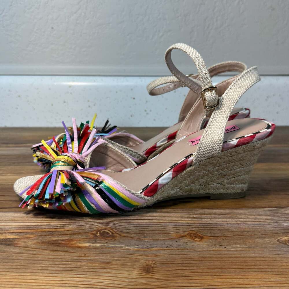 Betsey Johnson Lizzie Women’s 9.5M Raffia Fringe Espadrille Wedge Sandals - Picture 3 of 10